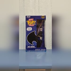 Bitty Pop! Bat-Signal Display Set New